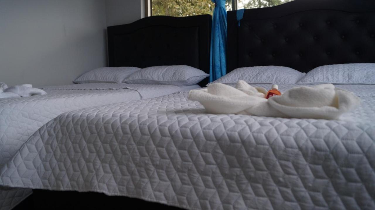 מלון Hostal Magica Noche פילנדיה מראה חיצוני תמונה